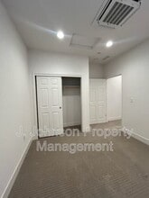 262 E Natasha Ave in Tracy, CA - Building Photo - Building Photo