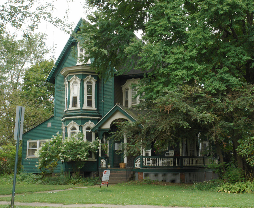 321 Center St in Williamsport, PA - Foto de edificio