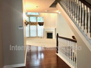 6346 Grassmere Dr in Westerville, OH - Building Photo - Building Photo