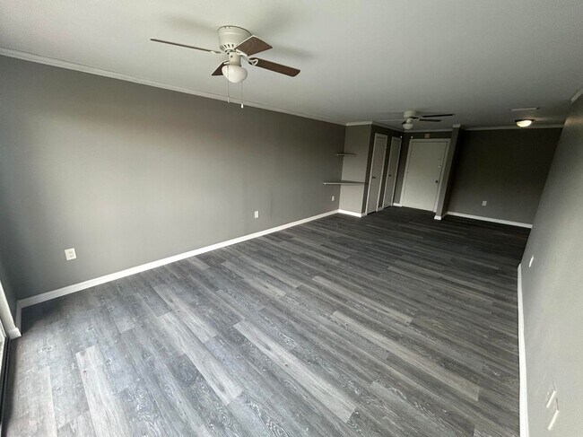 3704 Broadway, 316 in Ft. Myers, FL - Building Photo - Building Photo