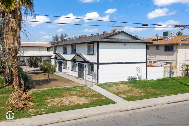 900 Pacheco Rd in Bakersfield, CA - Building Photo - Building Photo