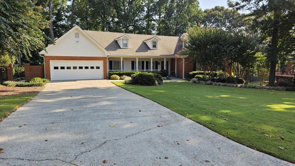 5278 Browning Way SW in Lilburn, GA - Building Photo