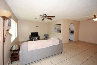 11824 Bayonet Ln in New Port Richey, FL - Building Photo - Building Photo