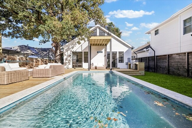 415 Arlington St in Houston, TX - Building Photo - Building Photo