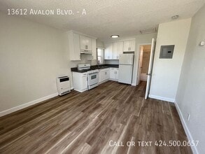 13612 Avalon Blvd in Los Angeles, CA - Building Photo - Building Photo