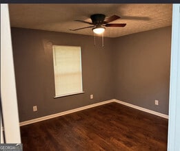 6128 Green Acres Dr SW in Covington, GA - Building Photo - Building Photo