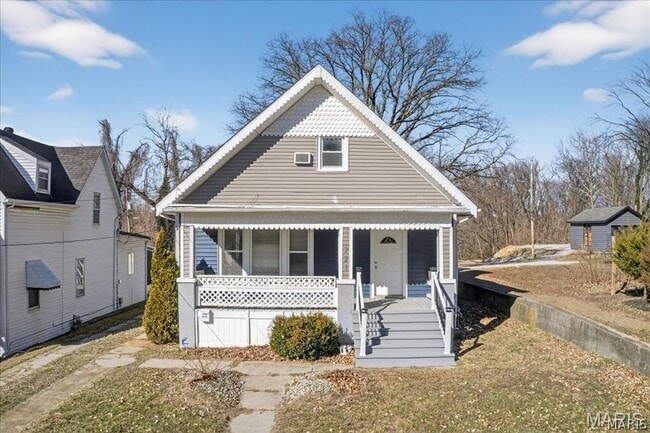 221 Lebanon Ave in Belleville, IL - Building Photo - Building Photo