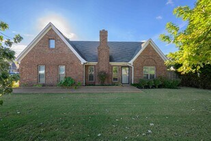 3753 Oakmoor Ct in Bartlett, TN - Building Photo