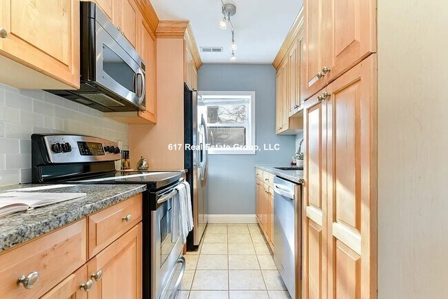 168 Newton St in Boston, MA - Building Photo - Building Photo