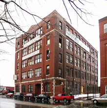 Medical Student Residence in Boston, MA - Building Photo - Building Photo