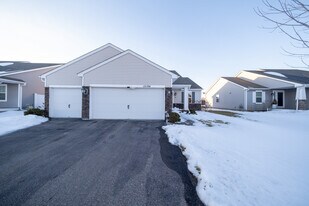 15104 Emory Cir in Apple Valley, MN - Building Photo