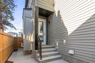 11528-11122 122 St NW in Edmonton, AB - Building Photo - Building Photo