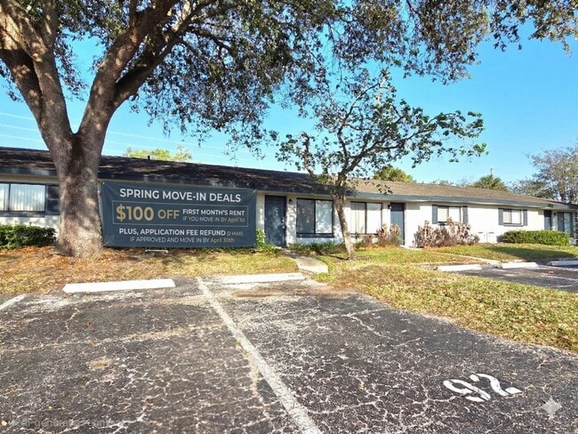 property at 605 Northlake Blvd