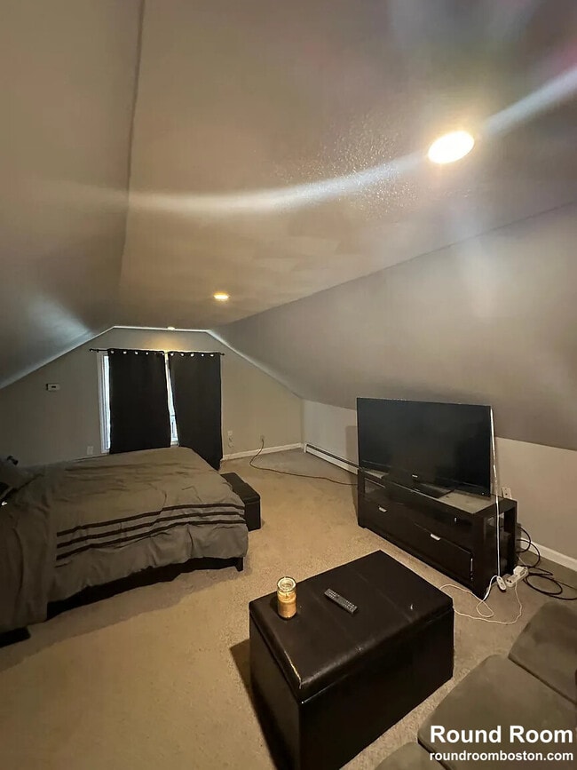 73 Almont St, Unit 2 in Medford, MA - Building Photo - Building Photo