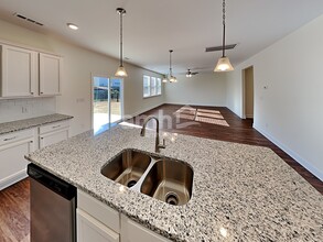 4732 Chutney Dr in Nashville, TN - Foto de edificio - Building Photo