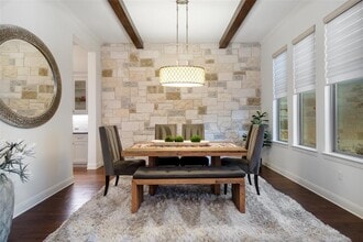 4113 Sugarloaf Dr in Austin, TX - Building Photo - Building Photo