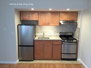 106 Peterborough St, Unit 1 in Boston, MA - Building Photo - Building Photo