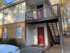 1548 Hamilton Dr in Aiken, SC - Building Photo