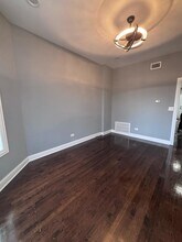 1826 S Springfield Ave in Chicago, IL - Building Photo - Building Photo