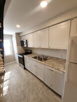 Cypress Bend Village Apartments in Ft. Myers, FL - Building Photo
