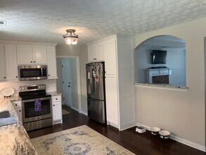 209 Queens Ct in Good Hope, GA - Building Photo - Building Photo