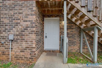 4906 Cotton Row NW in Huntsville, AL - Building Photo - Building Photo