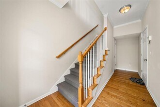 6424 Queens Court Trace in Mableton, GA - Building Photo - Building Photo