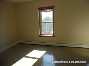 477 Dudley St in Boston, MA - Building Photo - Building Photo