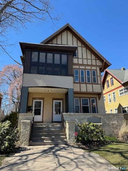 property at 814 Orange St