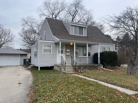 5857-5859 N 93rd St in Milwaukee, WI - Building Photo