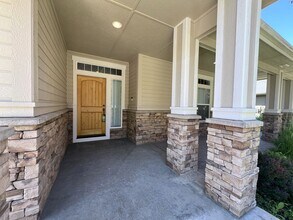4951 Red Hls Ave N in Meridian, ID - Building Photo - Building Photo