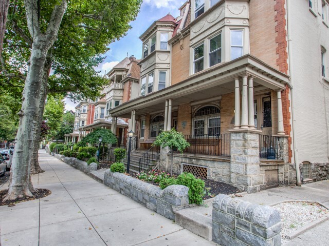 Campus Apartments in Philadelphia, PA - Building Photo - Building Photo