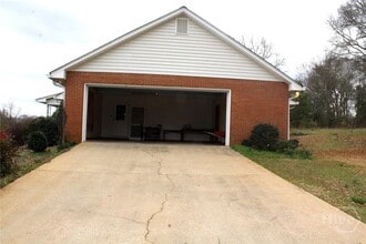 2300 Colham Ferry Rd in Watkinsville, GA - Building Photo - Building Photo