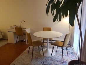 181 Loomis Dr-Unit -149 in West Hartford, CT - Building Photo - Building Photo