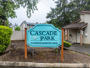 Cascade Park Condominiums in Renton, WA - Foto de edificio - Building Photo