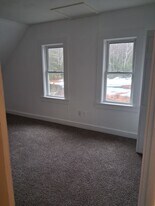 1761 NH Route 16, Unit 1 in Conway, NH - Building Photo