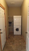 410 E Elcliff Rd in Spokane, WA - Building Photo - Building Photo