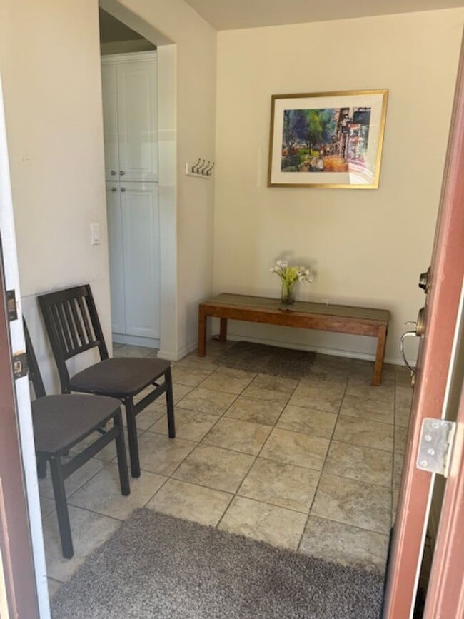 9137 Arbol del Rosal Way in Atascadero, CA - Building Photo - Building Photo