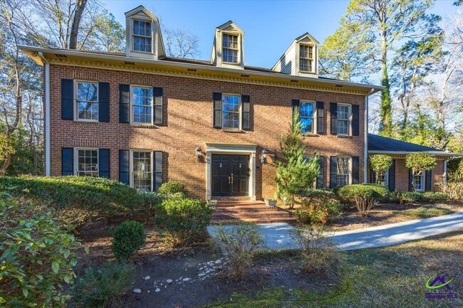 property at 5056 Wellington Dr