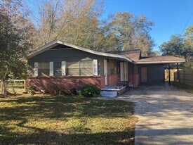 333 Park Row Ave in Long Beach, MS - Building Photo