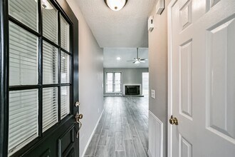 1613 Brook Meadow Dr in La Porte, TX - Building Photo - Building Photo