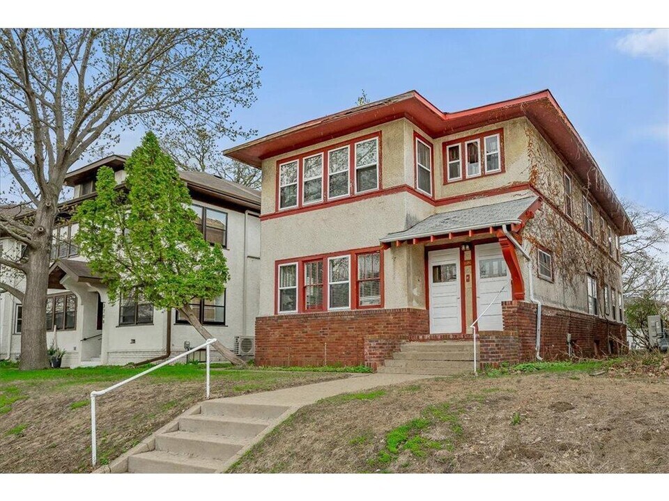 3704 Colfax Ave South in Minneapolis, MN - Building Photo
