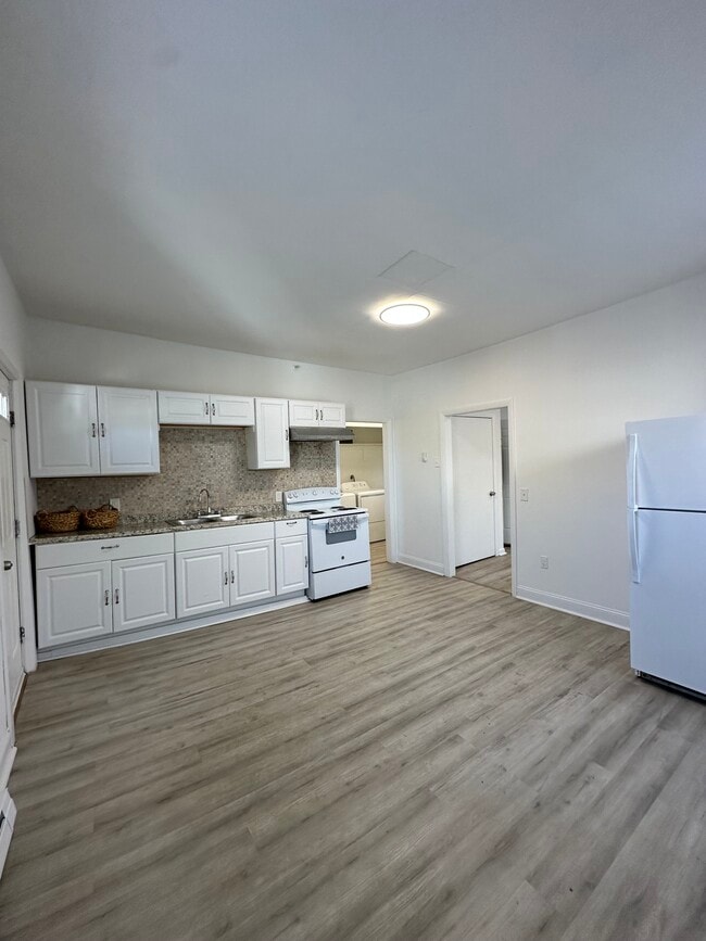 172 Pearl St, Unit 2E