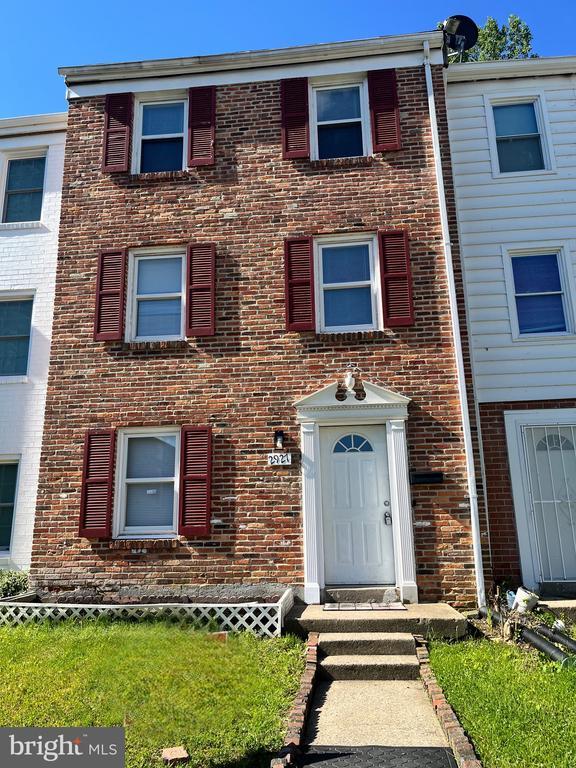 property at 2927 Wythe Ct