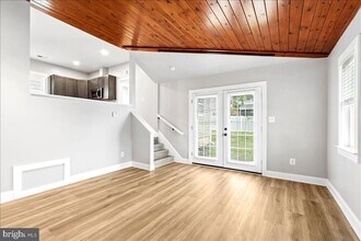 1621 Bentley Rd in Edgewater, MD - Building Photo - Building Photo