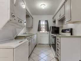 7123 NW 16th St in Bethany, OK - Building Photo