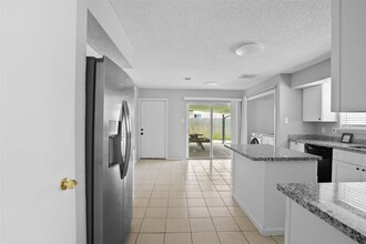 4707 Cairnsean St in Houston, TX - Building Photo - Building Photo