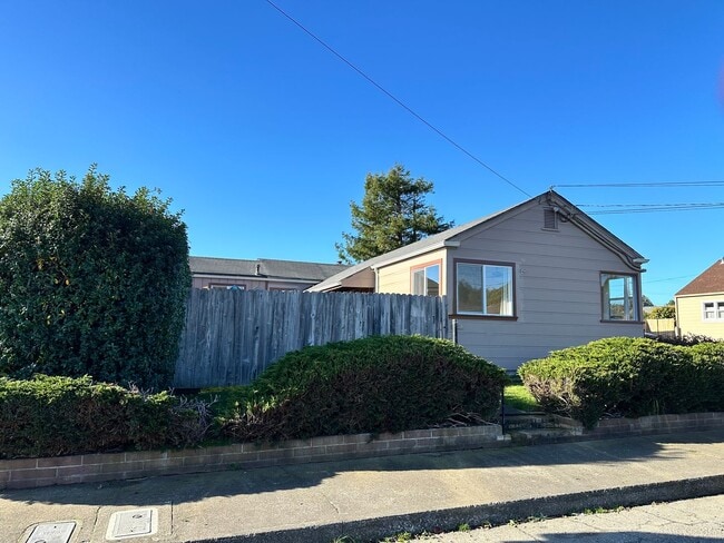 property at 3852 G St