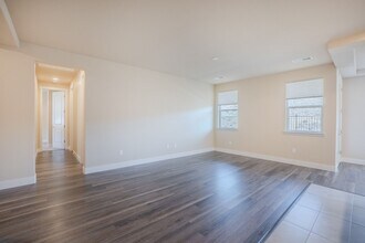 7580 Rambling Rdg Rd in Reno, NV - Building Photo - Building Photo