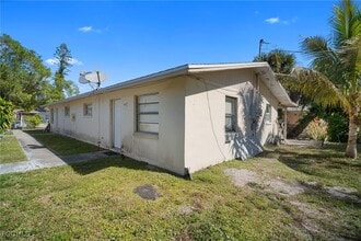 1706 Cypress Dr in Ft. Myers, FL - Building Photo - Building Photo